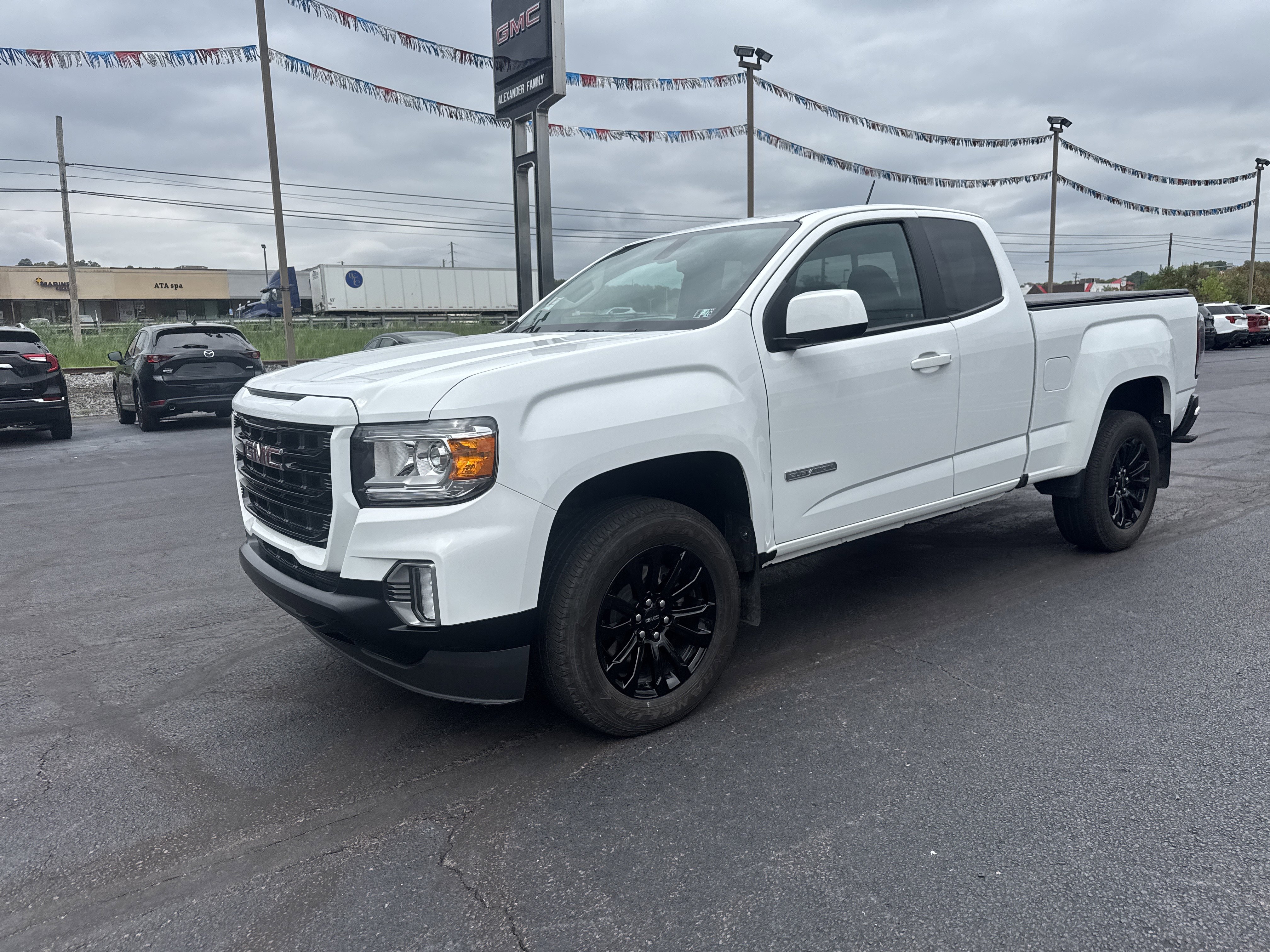 Used 2022 GMC Canyon Elevation image 8