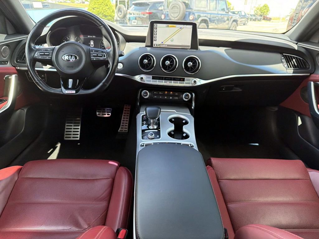 Used 2018 Kia Stinger GT2 image 14