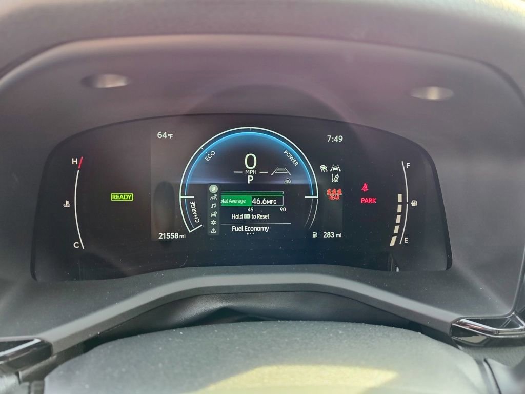 Used 2025 Toyota Camry SE AWD/4WD image 9