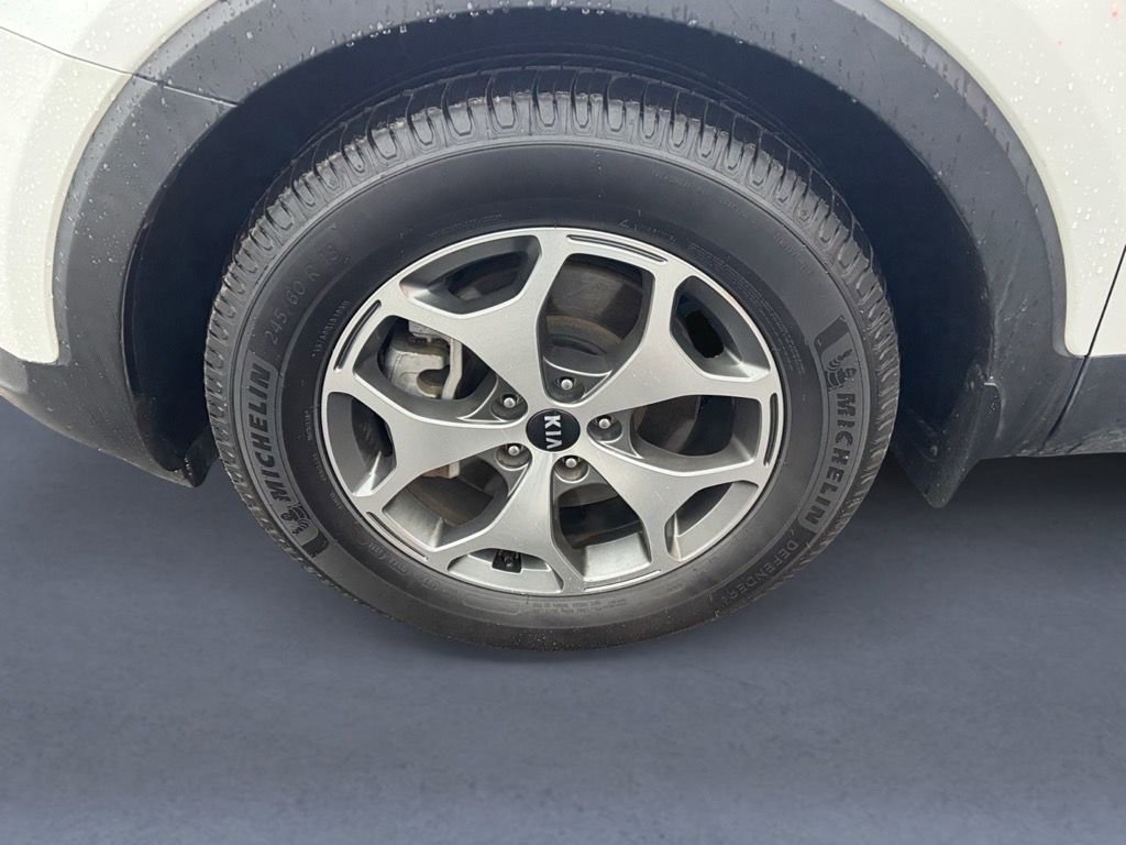 Used 2020 Kia Telluride EX w/ Towing Package image 9