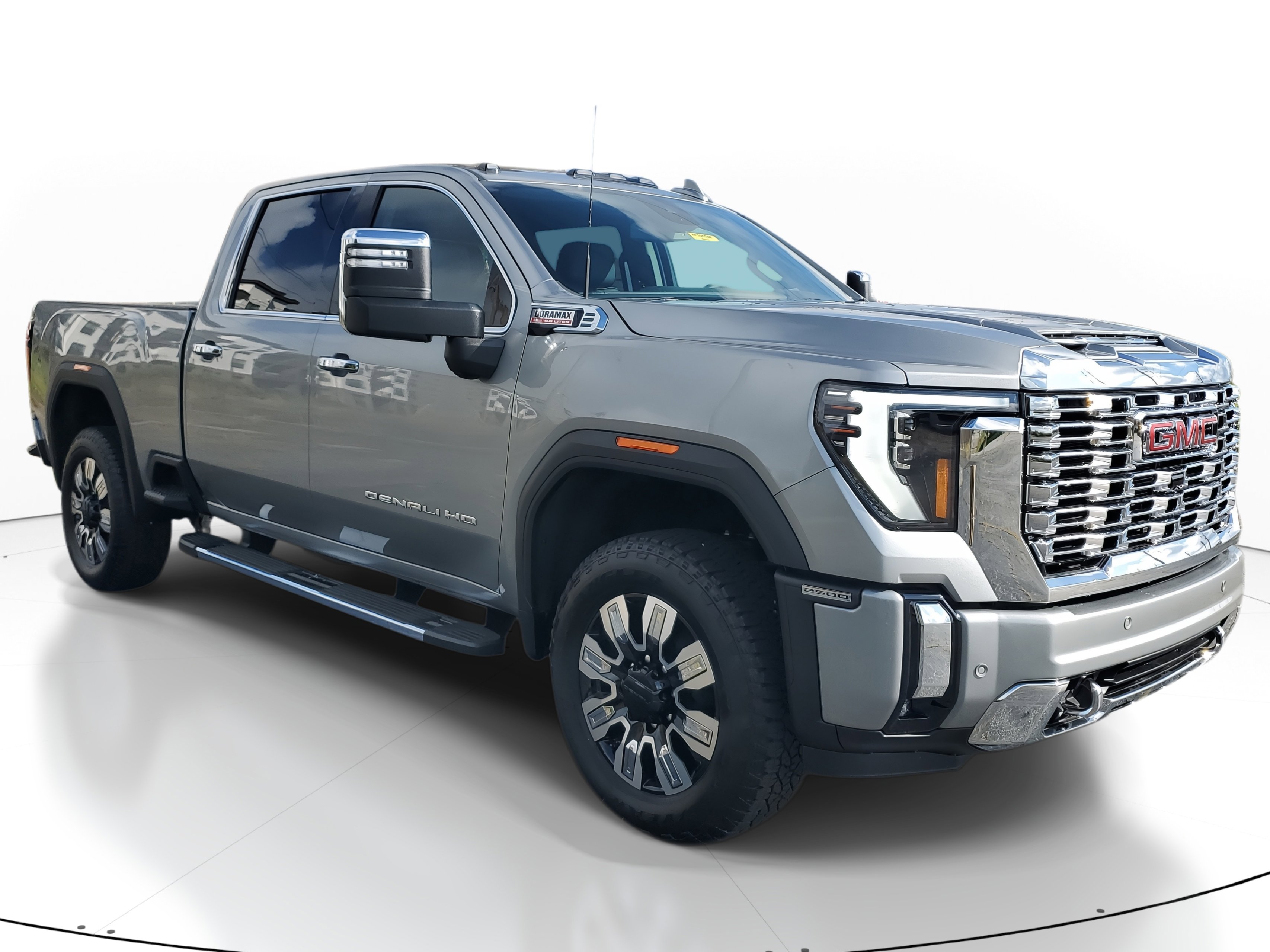 New 2025 GMC Sierra 2500 Denali image 2