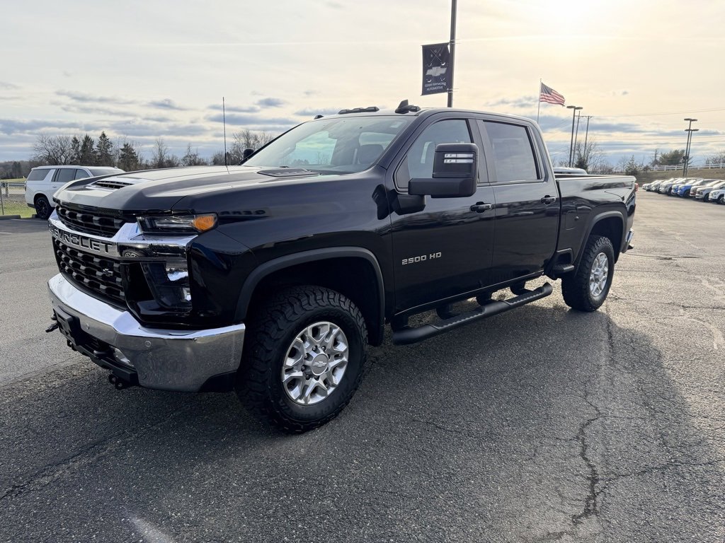 Used 2020 Chevrolet Silverado 2500 LT w/ All Star Edition image 3