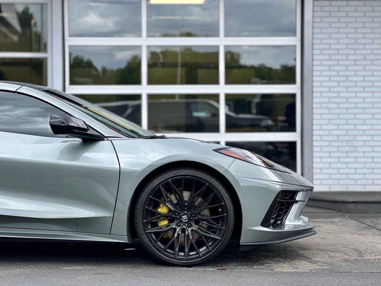 Used 2024 Chevrolet Corvette Stingray Preferred Cpe w/ Z51 Performance Package image 8