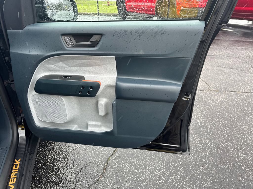 Used 2024 Ford Maverick XLT w/ XLT Luxury Package AWD/4WD image 15