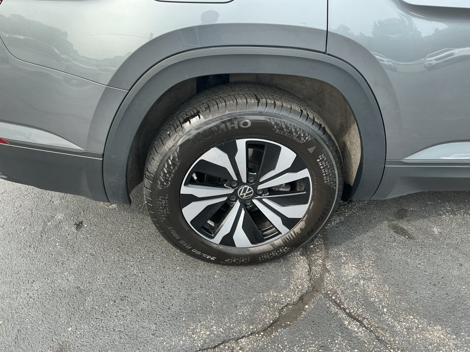 Certified 2025 Volkswagen Atlas SE FWD image 27
