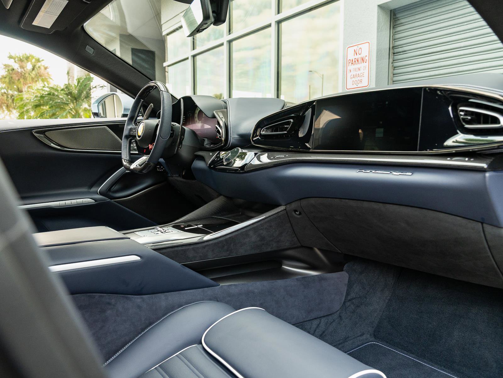 Used 2025 Ferrari Purosangue image 2