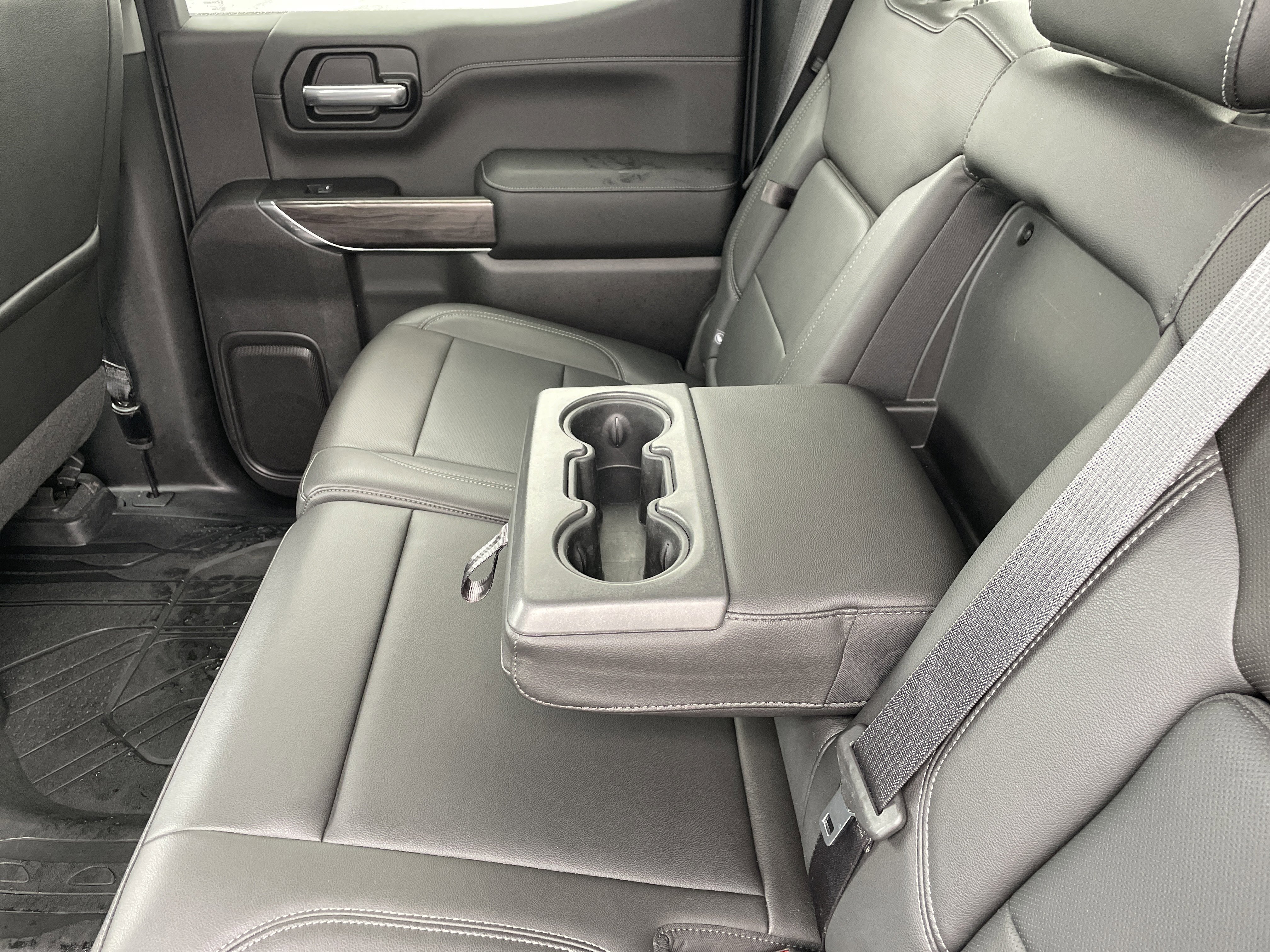 Used 2019 Chevrolet Silverado 1500 LTZ image 37