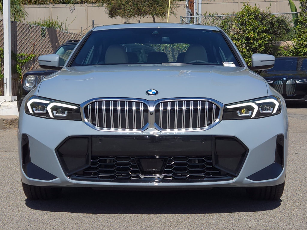 New 2026 BMW 330i Sedan w/ M Sport Package RWD image 2
