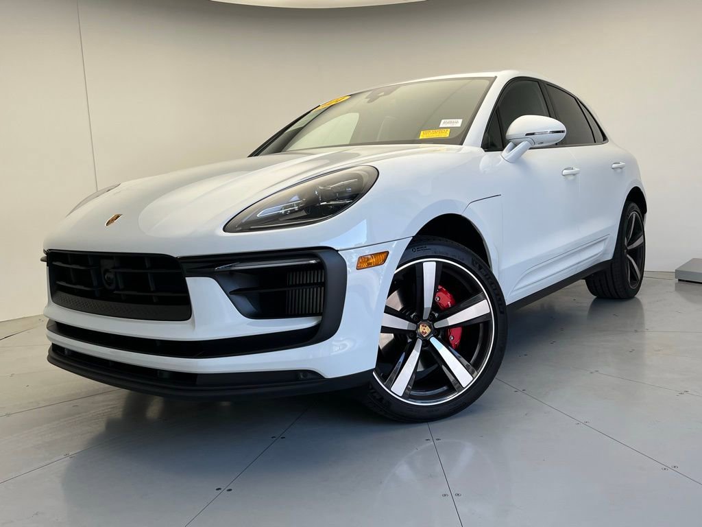 Used 2024 Porsche Macan S image 1