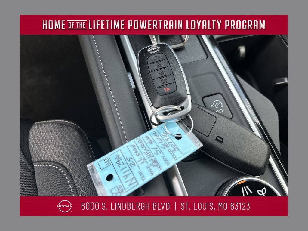 New 2025 Nissan Pathfinder SV w/ Black Appearance Package