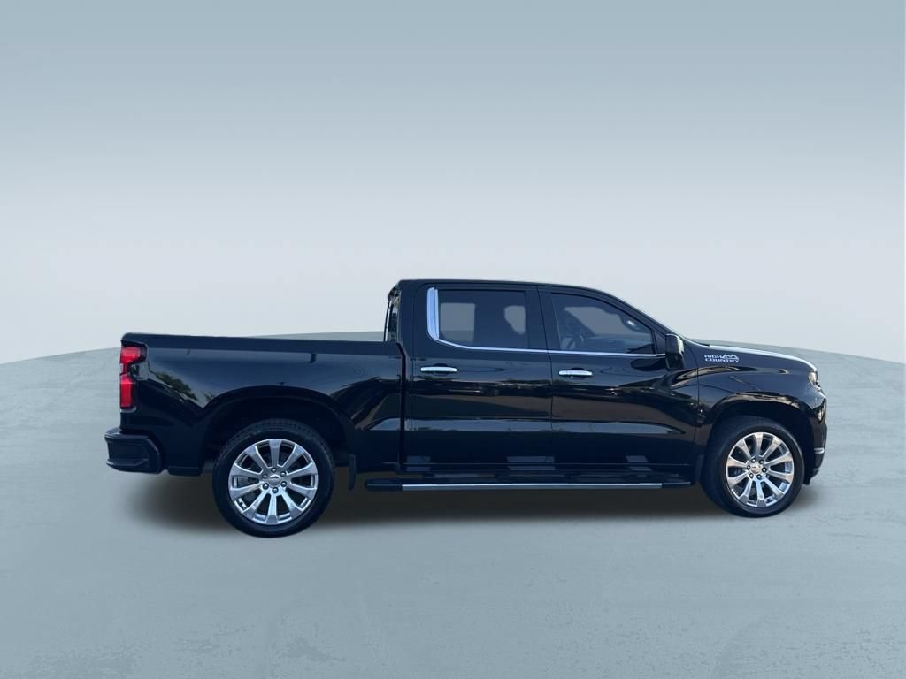 Used 2021 Chevrolet Silverado 1500 High Country w/ Technology Package AWD/4WD image 9