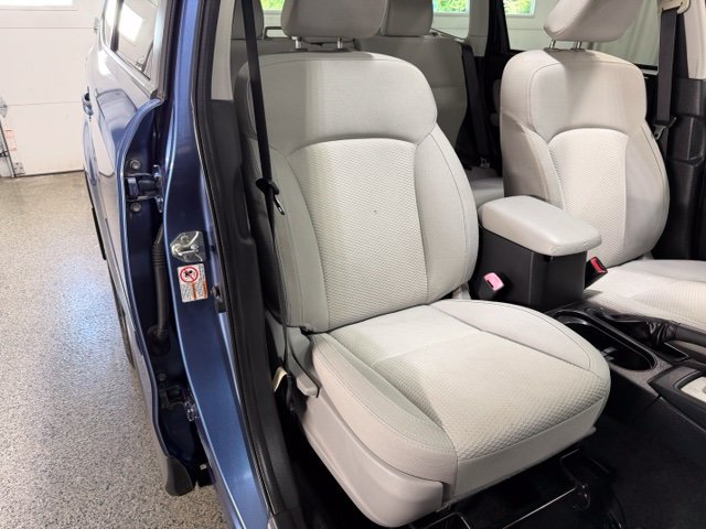Used 2016 Subaru Forester 2.5i Premium w/ All-Weather Package AWD/4WD image 22