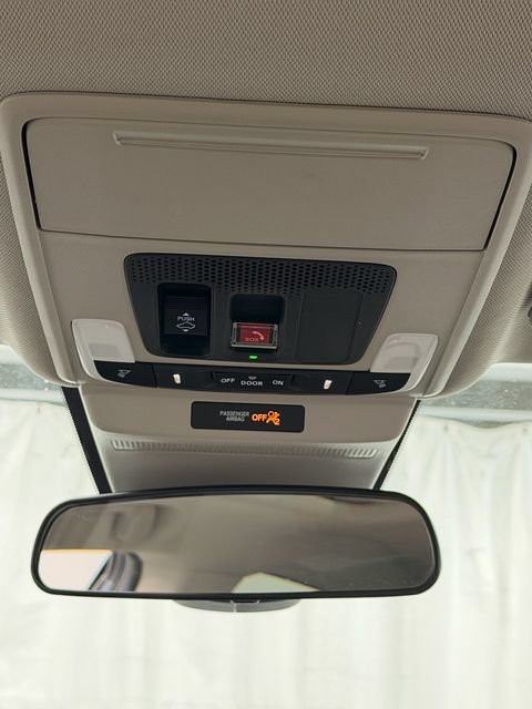 Certified 2025 Honda Accord SE image 32