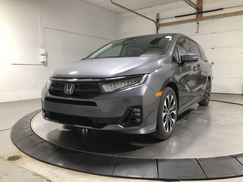 New 2026 Honda Odyssey Elite image 3