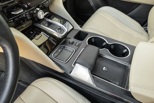 Used 2024 Acura MDX SH-AWD w/ Technology Package image 11