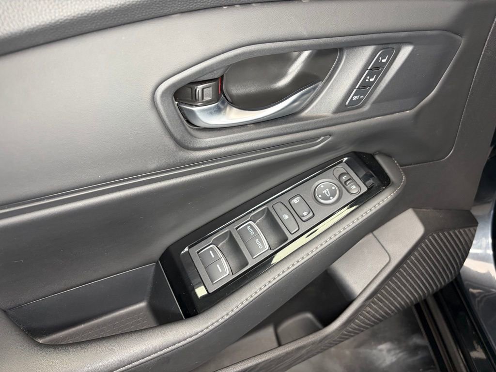 Used 2024 Honda Accord Touring image 14