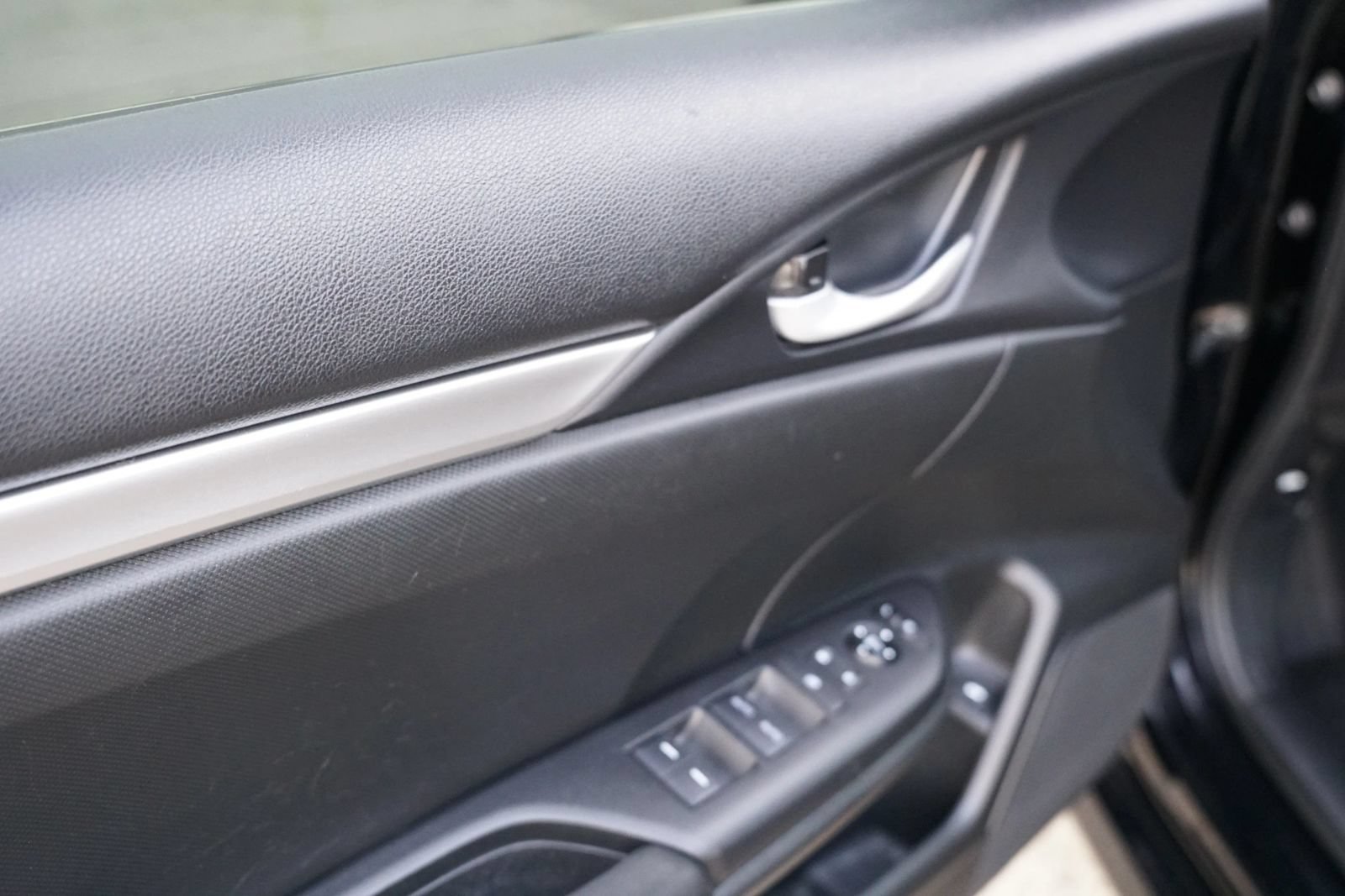 Used 2021 Honda Civic LX image 16