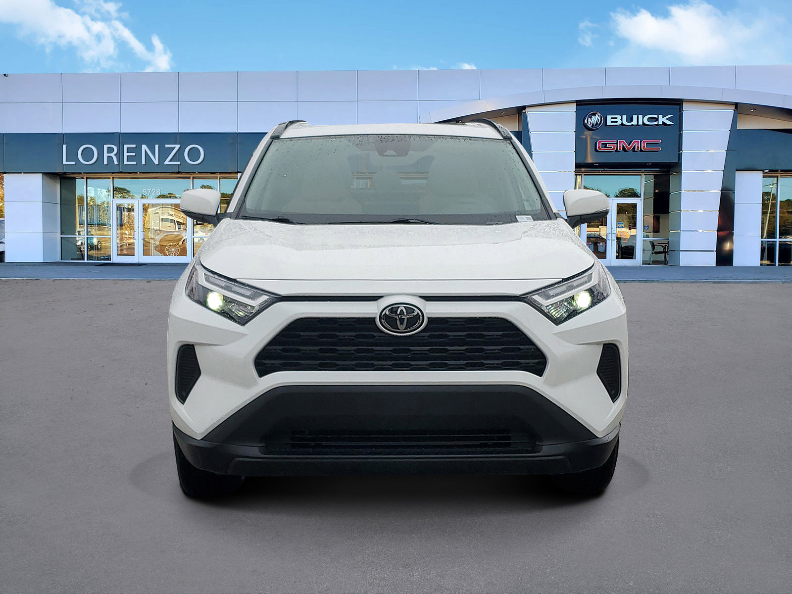 Used 2022 Toyota RAV4 XLE w/ Convenience Package video 2
