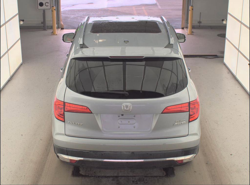 Used 2017 Honda Pilot Elite image 8