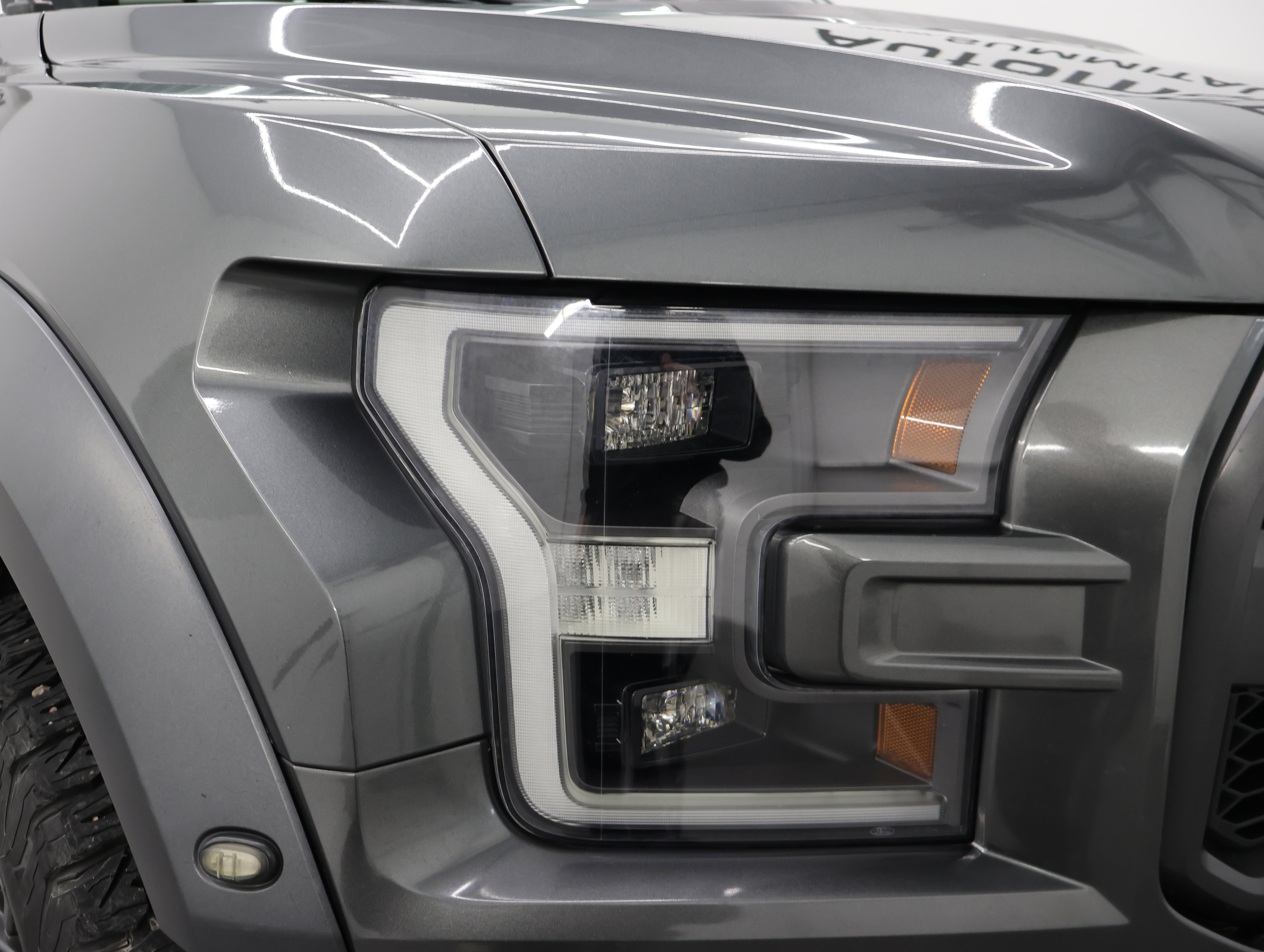 Used 2019 Ford F150 Raptor w/ Equipment Group 802A Luxury AWD/4WD image 24