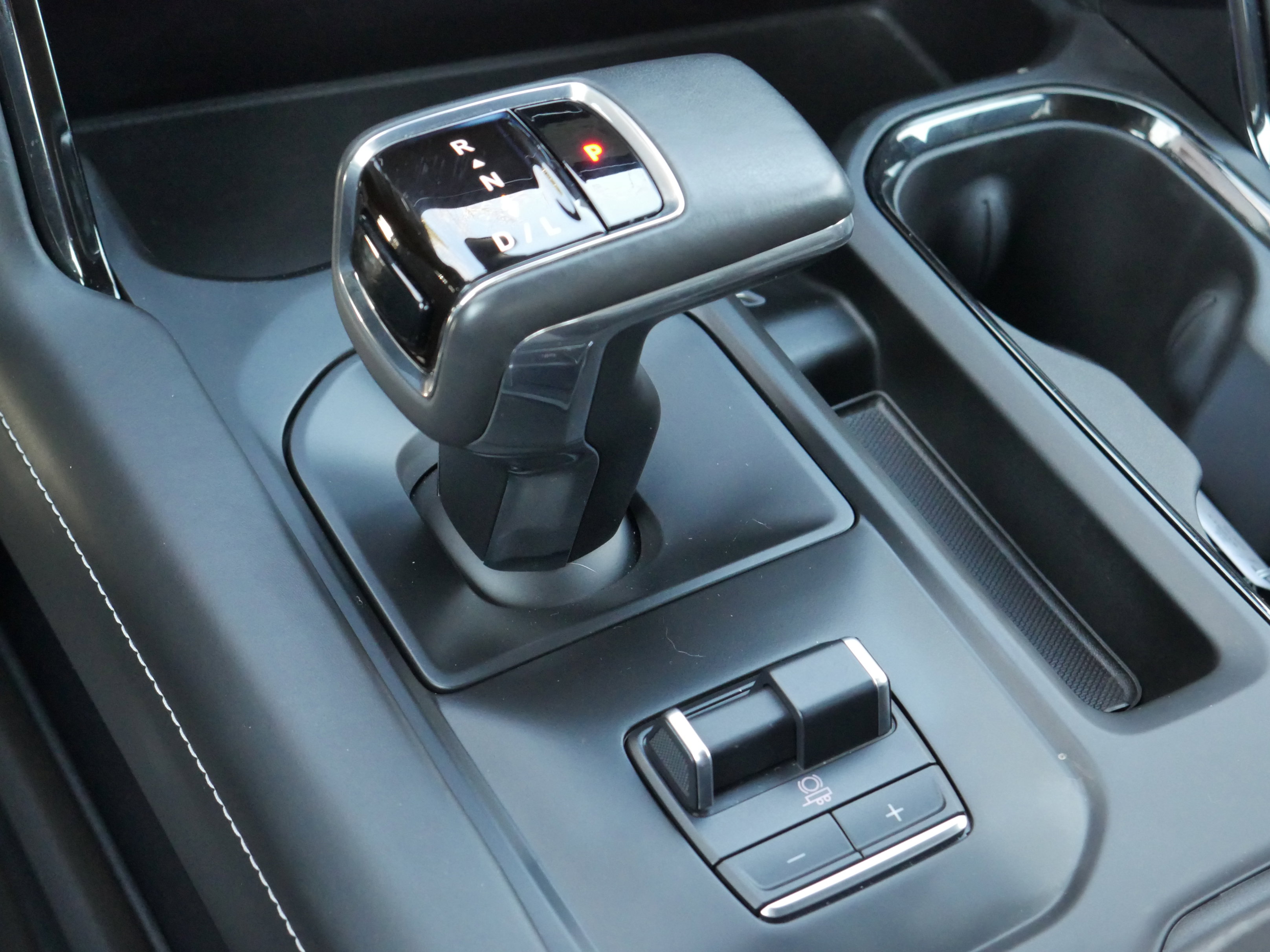 Used 2022 GMC Sierra 1500 AT4X image 16