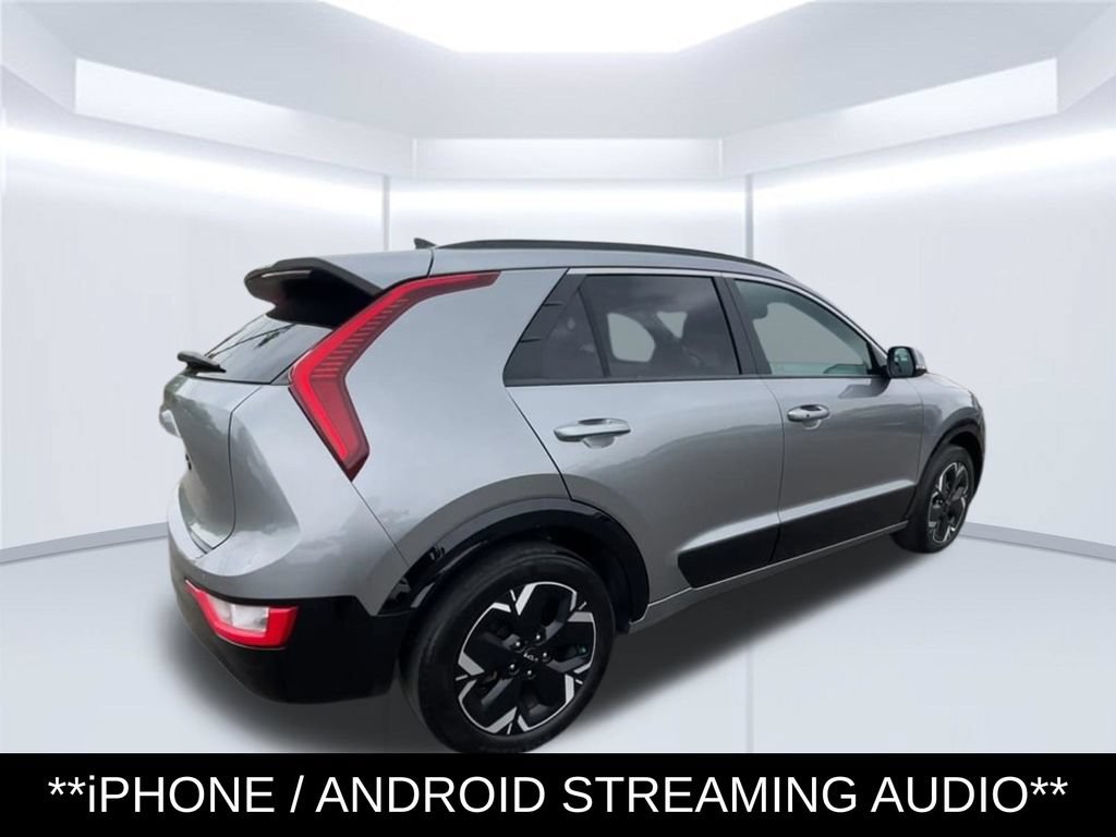 Used 2023 Kia Niro Wind w/ Wind Preserve Package FWD image 9
