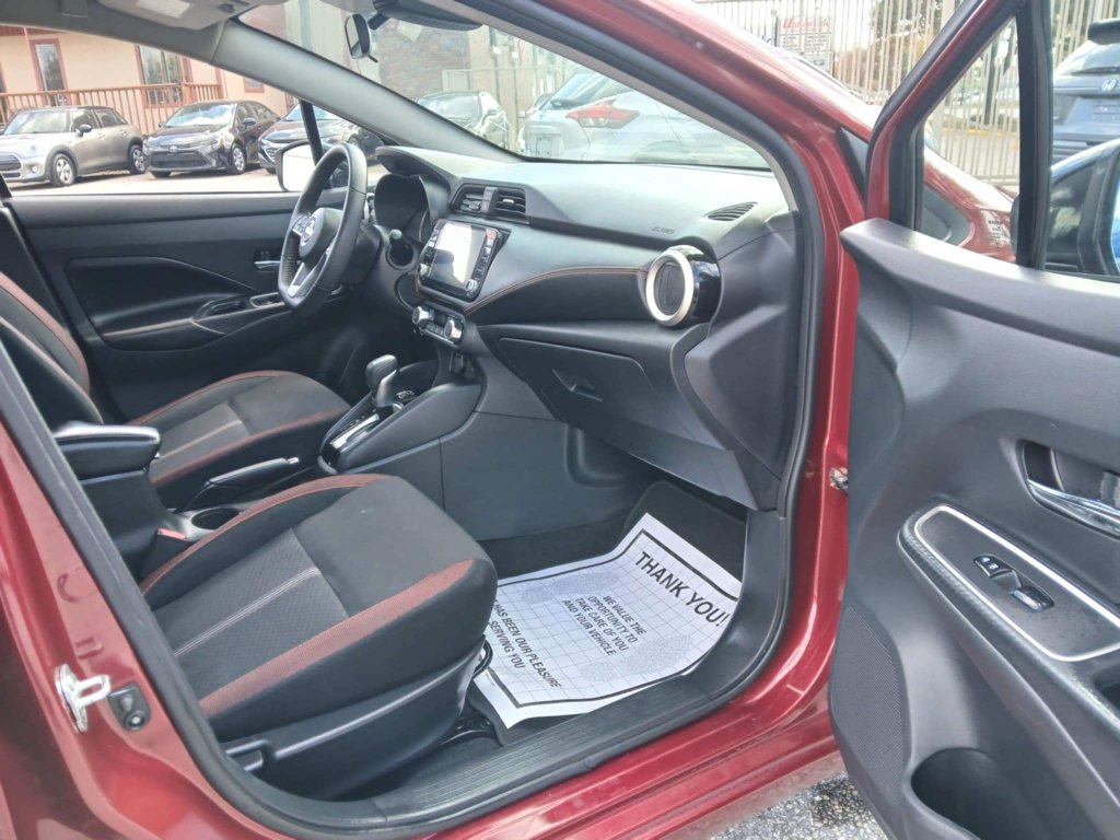 Used 2024 Nissan Versa SR w/ Trunk Package image 10