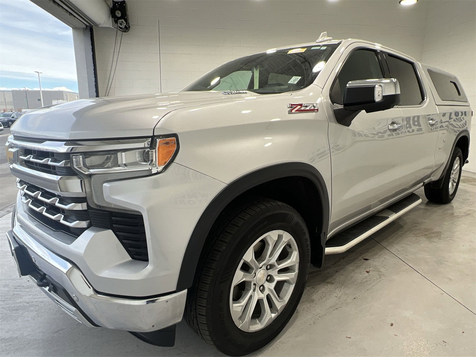 Used 2022 Chevrolet Silverado 1500 LTZ w/ Z71 Off-Road Package image 4