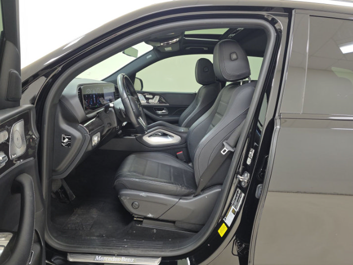 Used 2021 Mercedes-Benz GLE 580 4MATIC image 7
