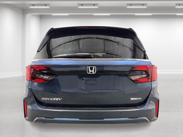 New 2026 Honda Odyssey Touring image 4