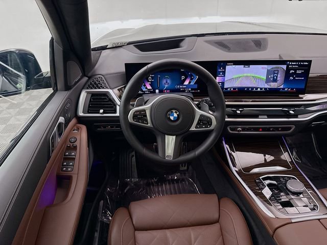 Used 2026 BMW X7 xDrive40i AWD/4WD image 23