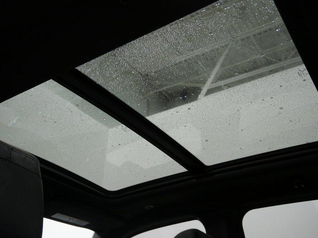 Used 2024 RAM 1500 Laramie image 4