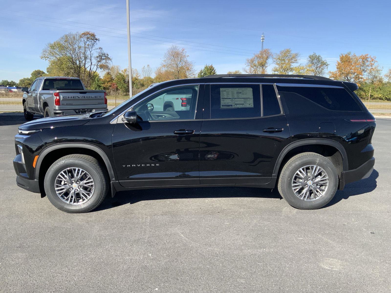 New 2026 Chevrolet Traverse LT w/ Driver Confidence Package image 9