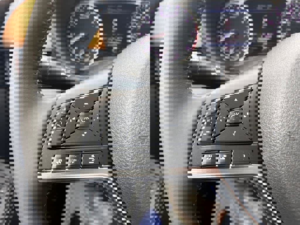 New 2024 Nissan Sentra SV w/ SV Premium Package image 18