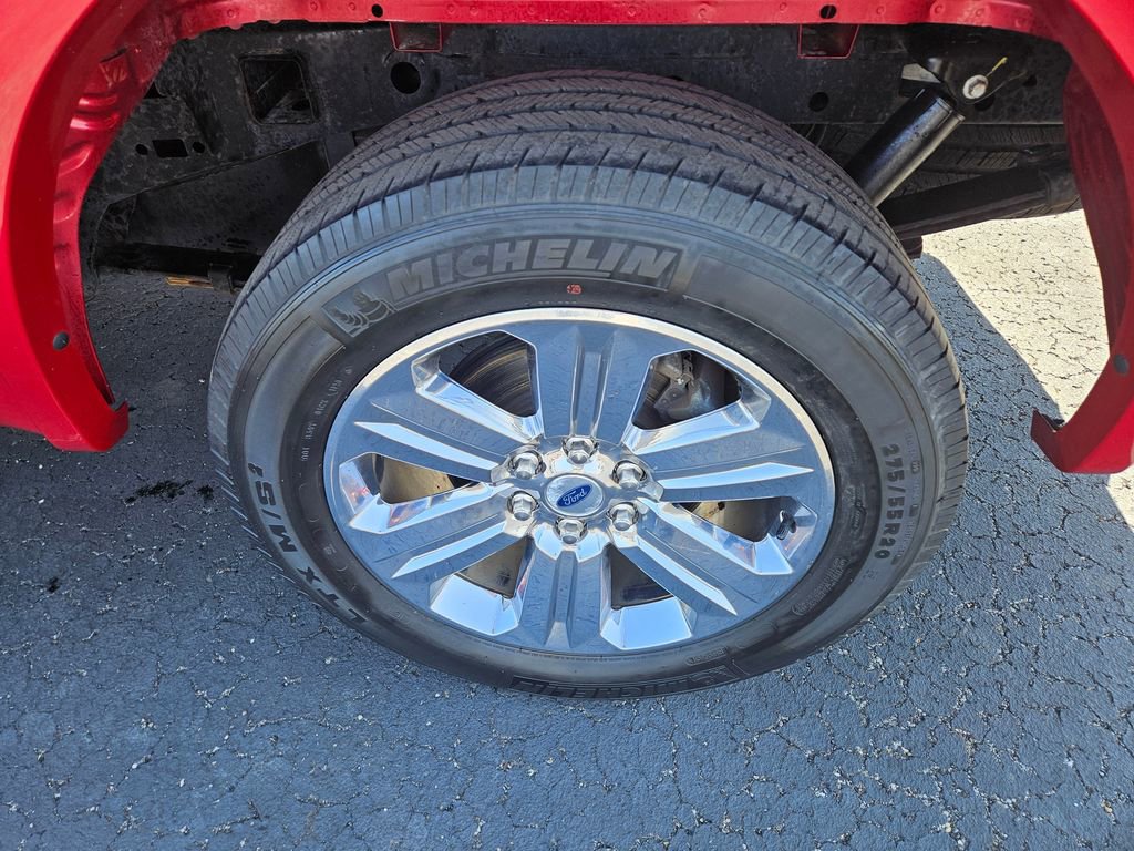 Used 2020 Ford F150 Lariat RWD image 11