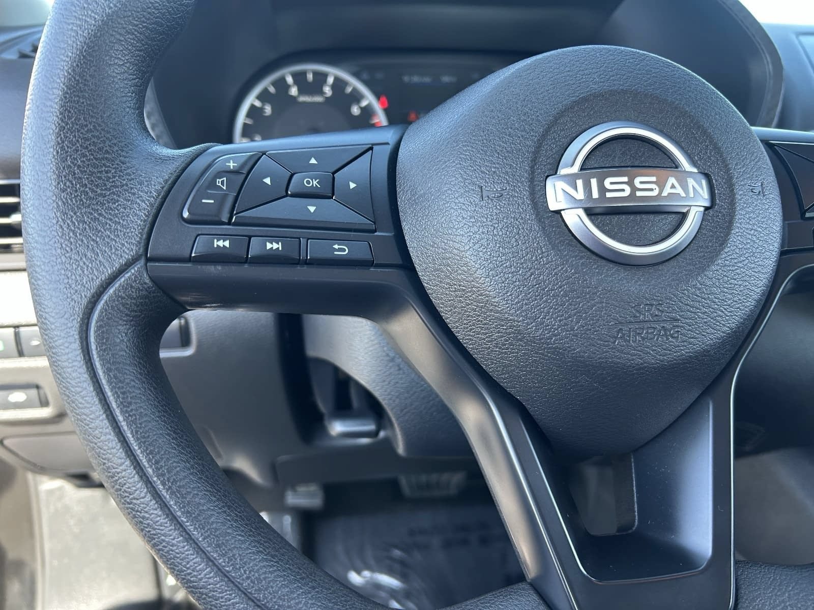 Used 2024 Nissan Sentra S FWD image 27
