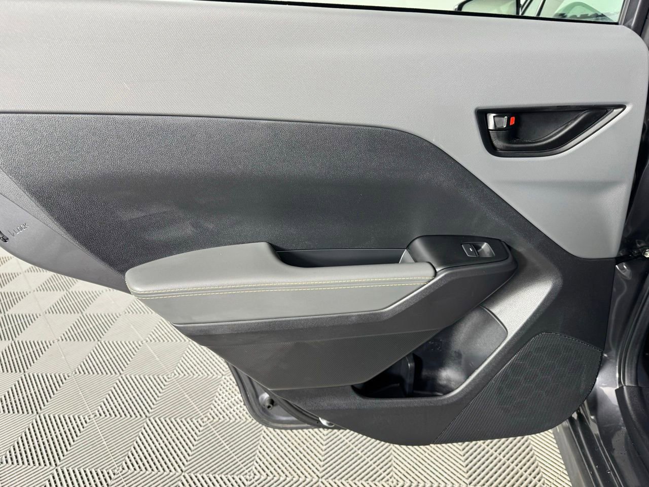 Used 2024 Subaru Crosstrek 2.5i Sport w/ Crosstrek Mirror Package image 23