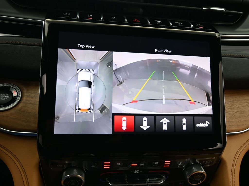 New 2025 Jeep Grand Cherokee Summit image 23