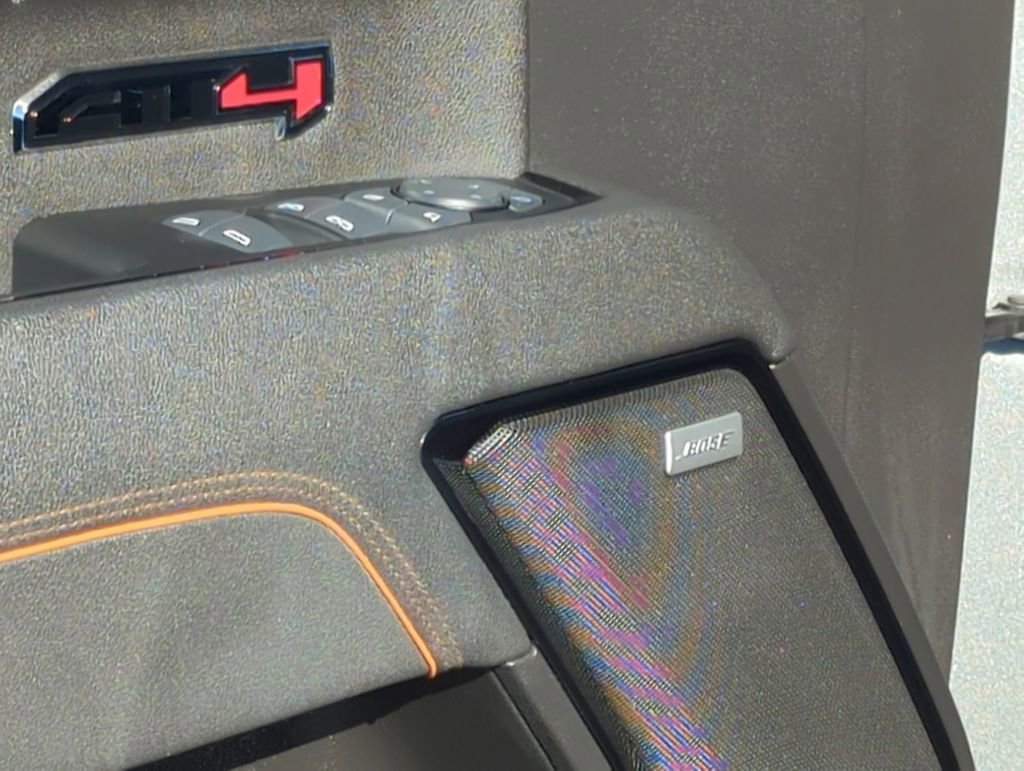 Used 2025 GMC Sierra 1500 AT4 image 24