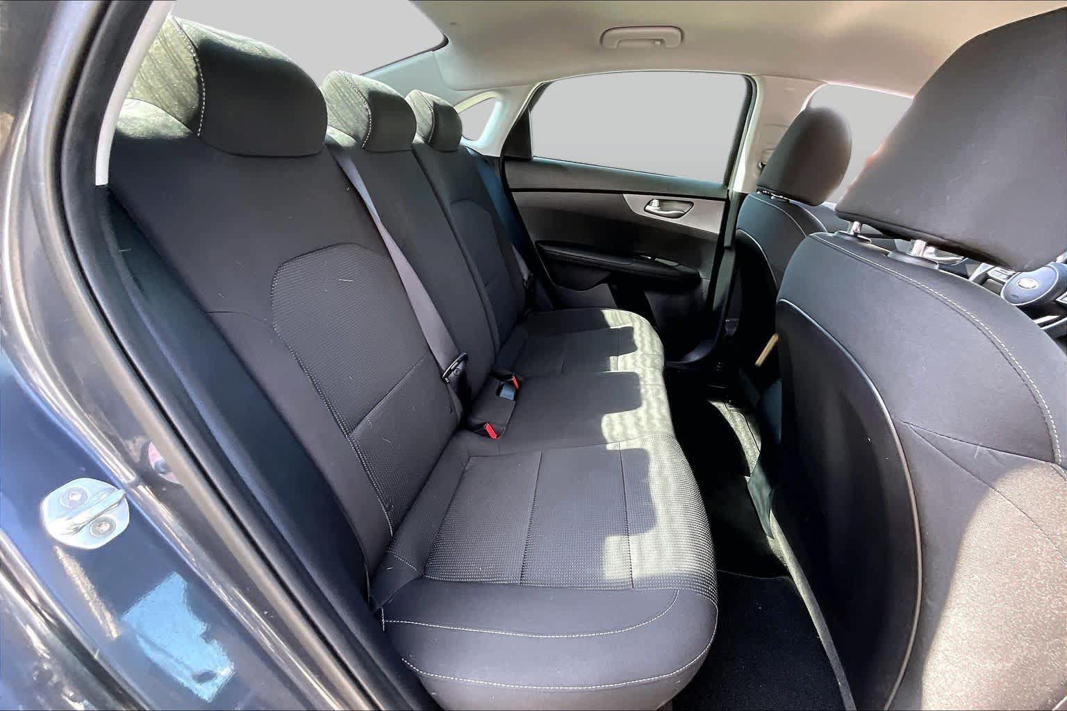 Used 2019 Kia Forte LXS FWD image 18