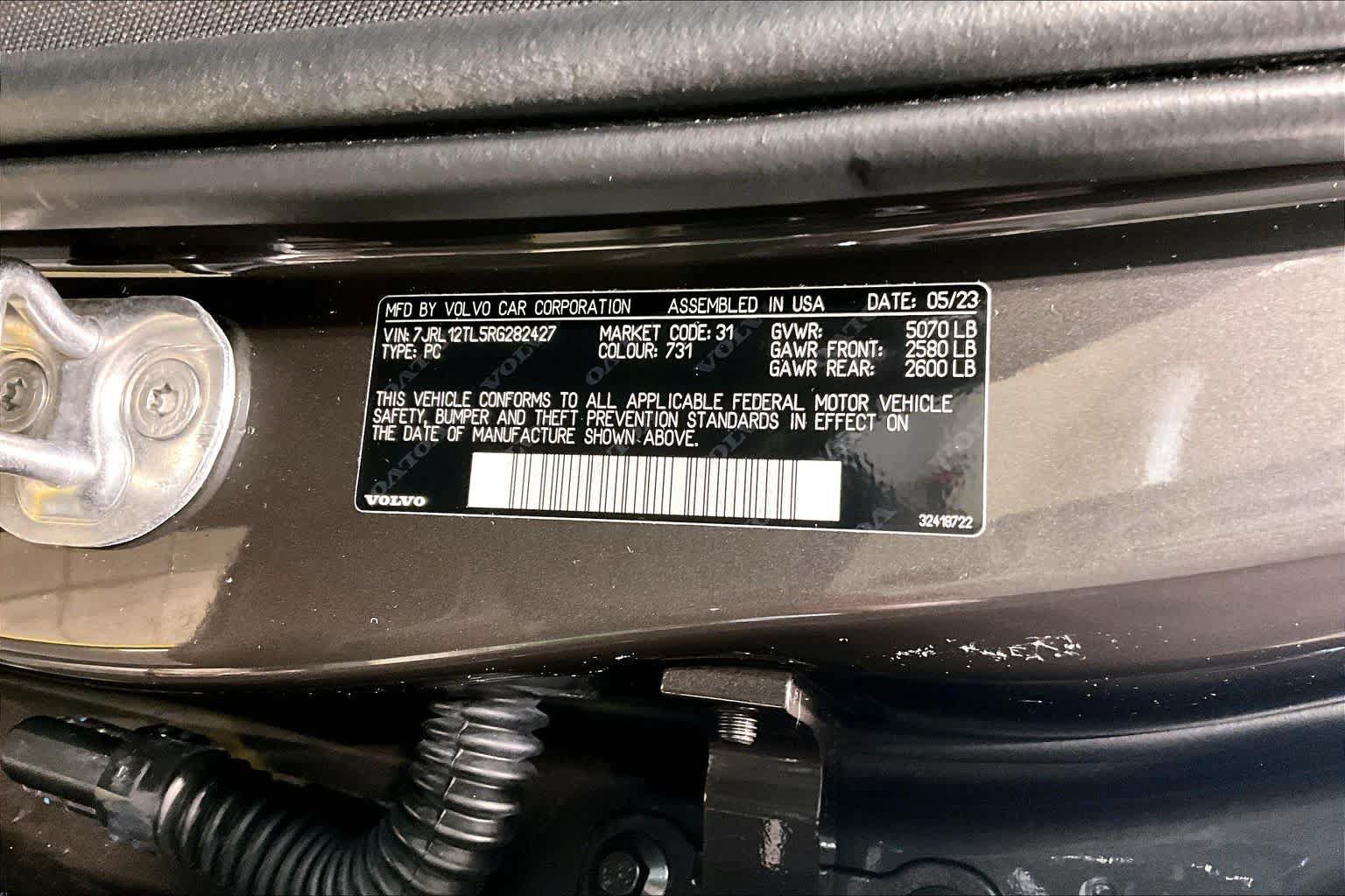 Used 2024 Volvo S60 B5 Plus AWD/4WD image 32