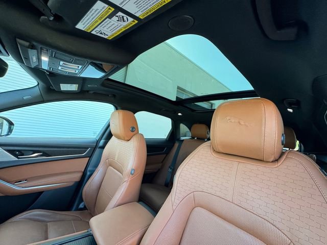 Used 2023 Jaguar F-PACE R-Dynamic S image 27