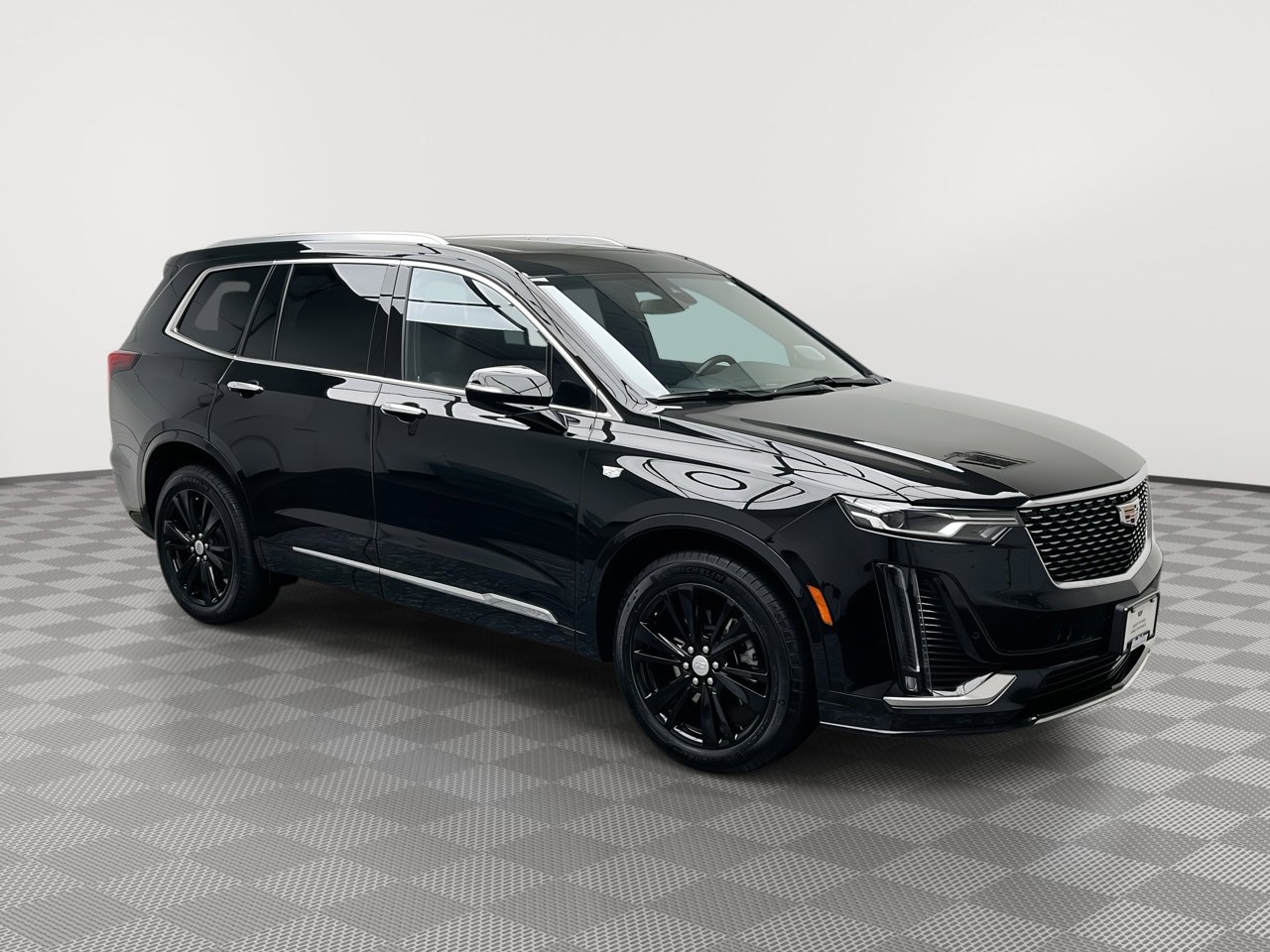 Certified 2025 Cadillac XT6 Premium Luxury image 1