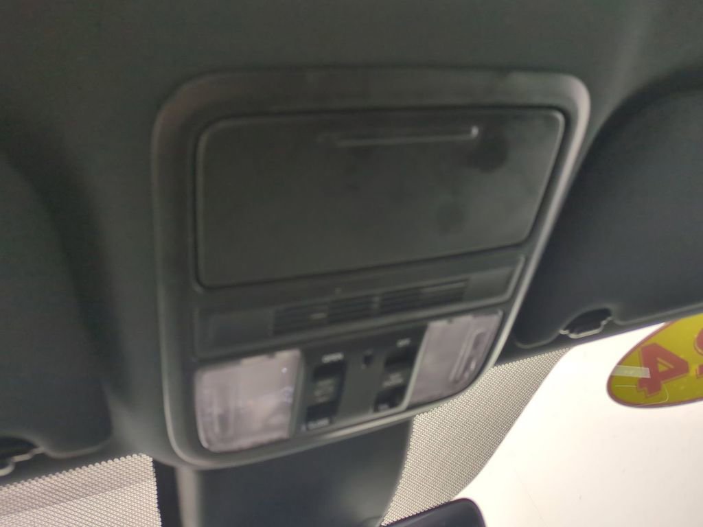 Used 2024 Honda Odyssey Sport image 26