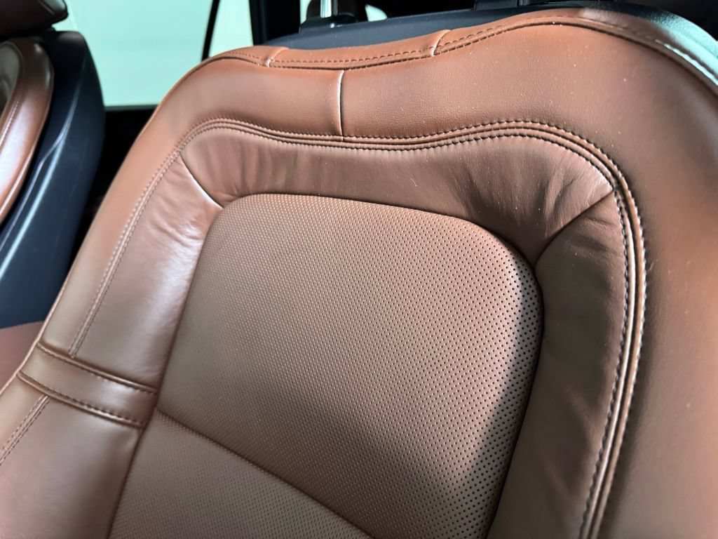 Certified 2025 Lincoln Aviator Reserve w/ Jet Appearance Package AWD/4WD image 43
