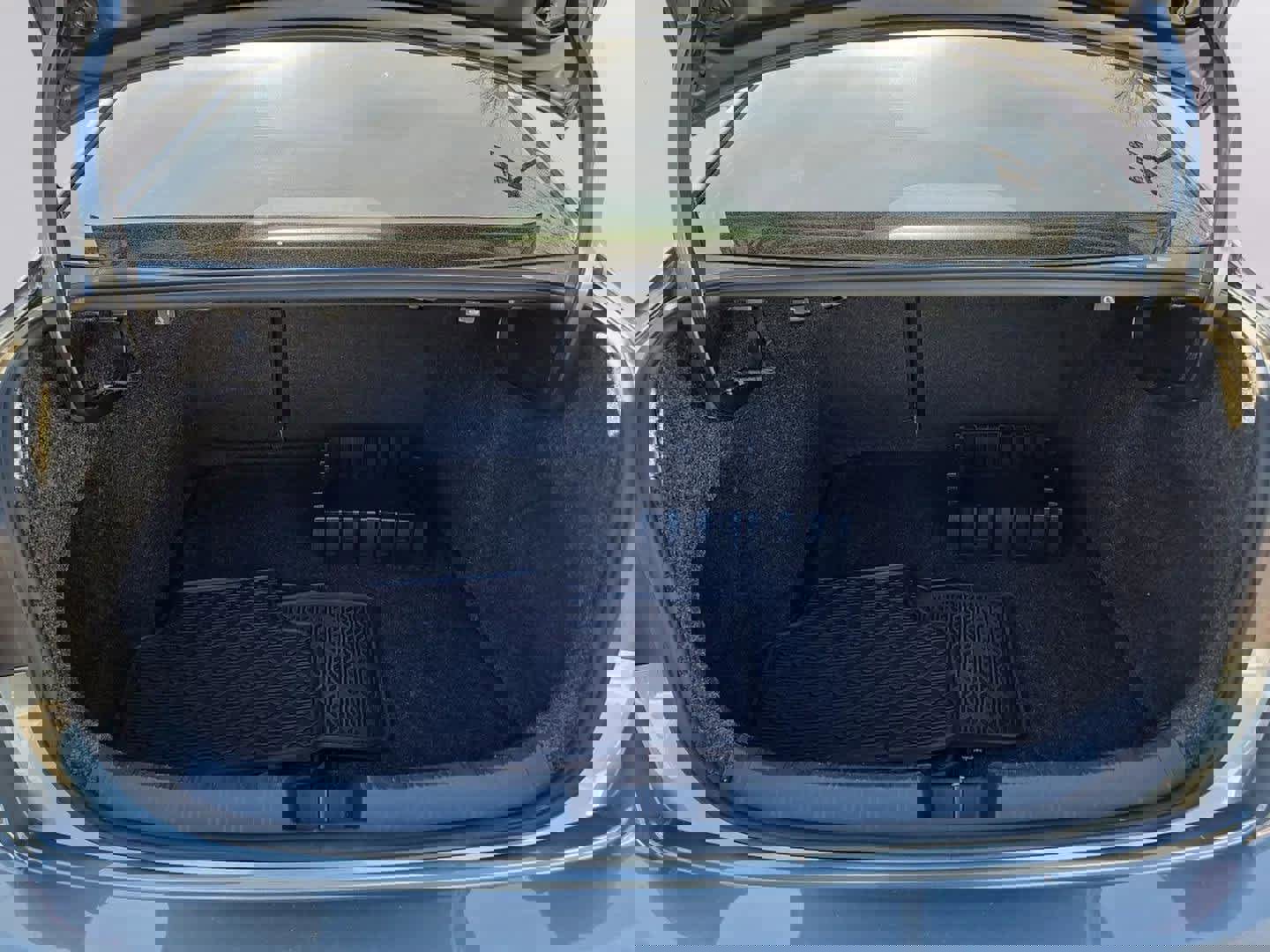 Used 2021 Volkswagen Jetta SEL Premium image 36