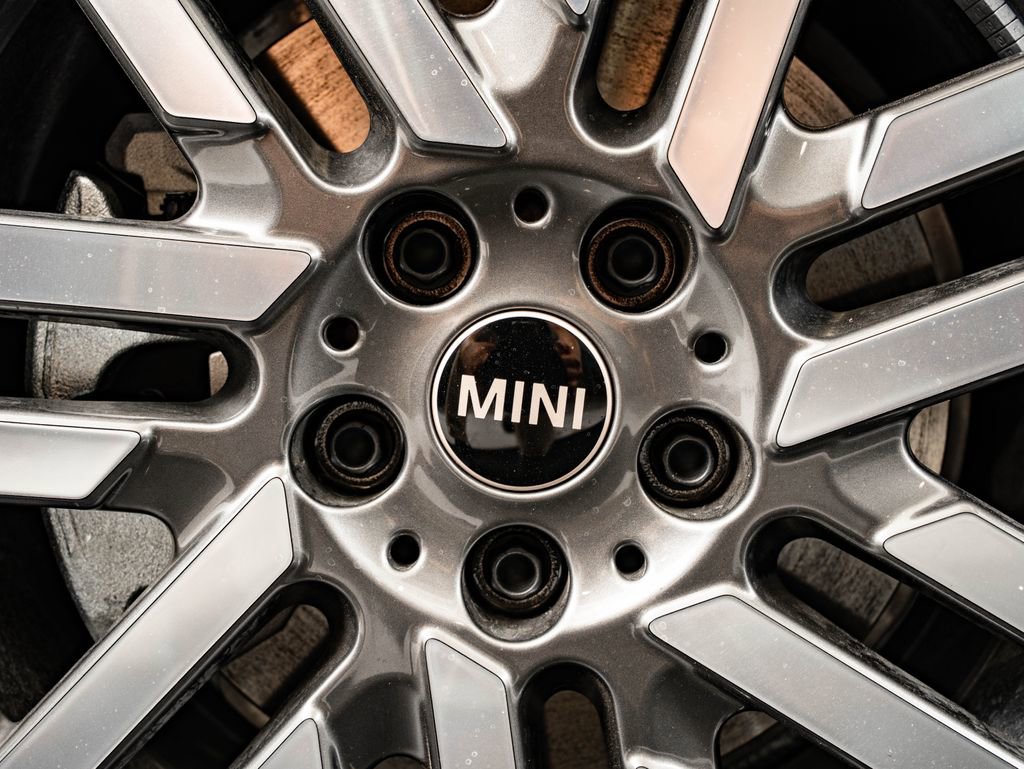 New 2026 MINI Cooper 2-Door Hardtop FWD image 8