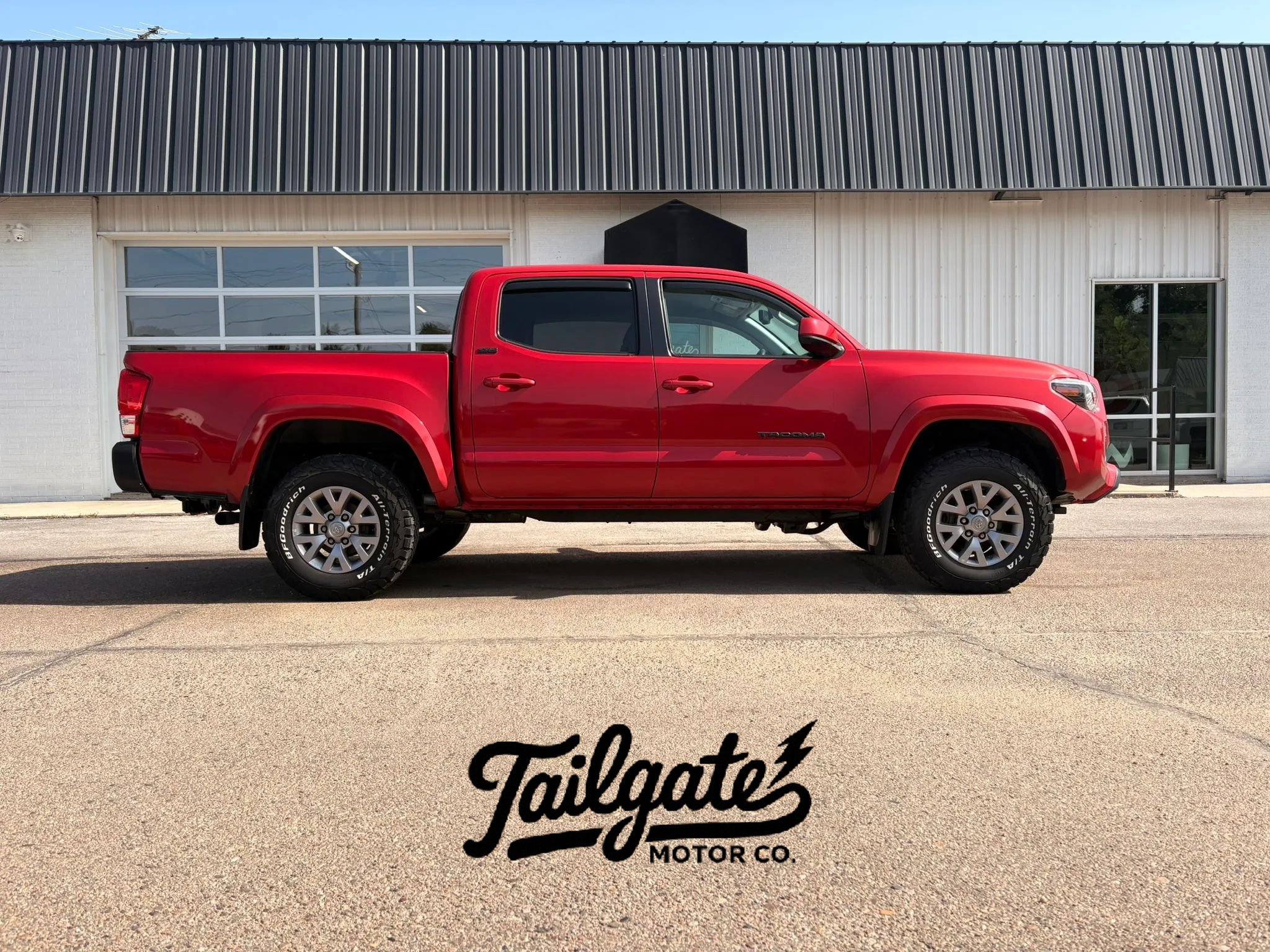Used 2017 Toyota Tacoma SR5 w/ Tow Package
