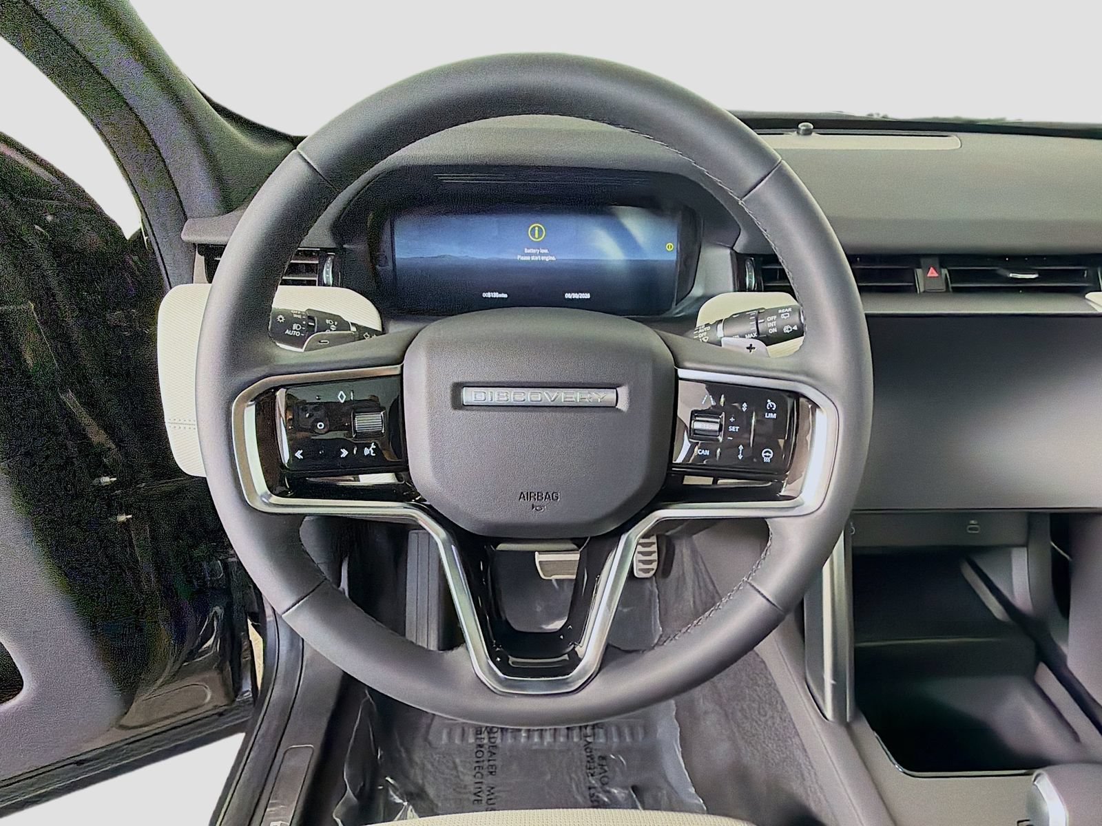 Certified 2025 Land Rover Discovery Sport Dynamic SE AWD/4WD image 11