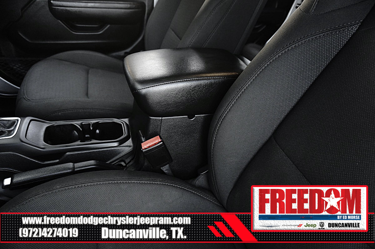 Used 2023 Jeep Gladiator Sport AWD/4WD image 35